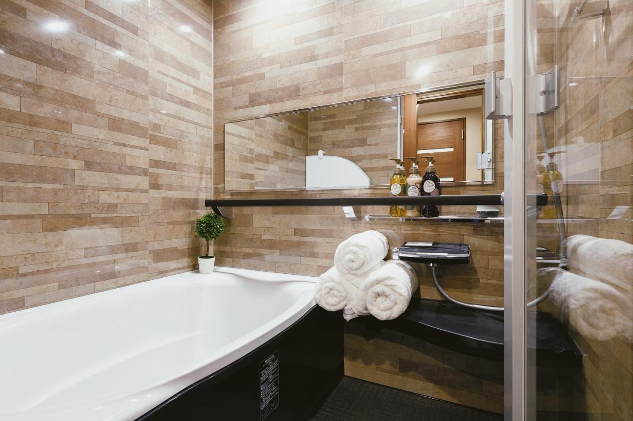 Cherry Blooming Tokyo- All Suite Boutique Hotel 东京伊樱里-中央区全套房艺术酒店 Extérieur photo