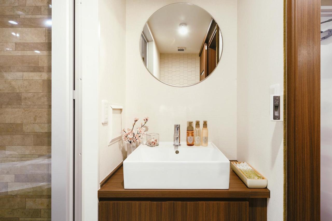 Cherry Blooming Tokyo- All Suite Boutique Hotel 东京伊樱里-中央区全套房艺术酒店 Extérieur photo
