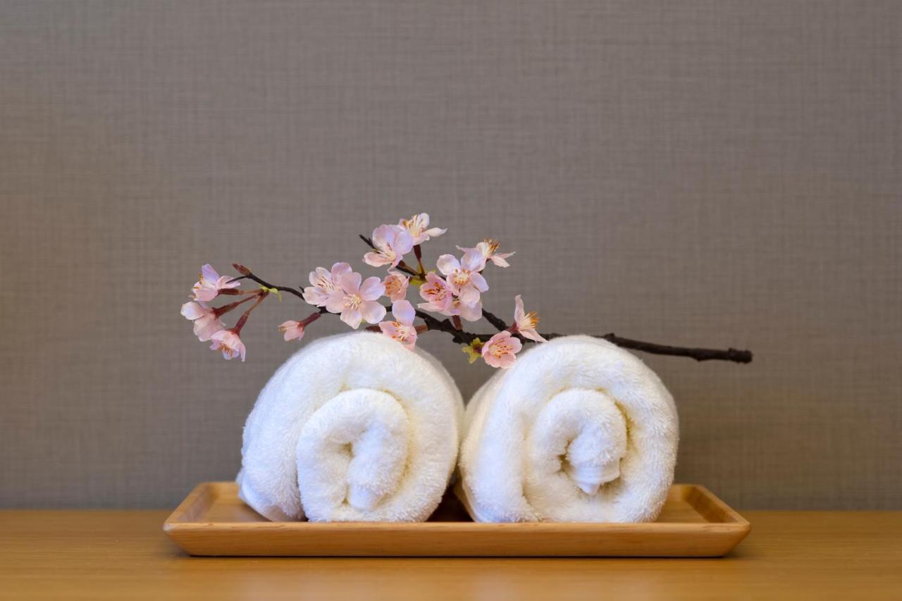 Cherry Blooming Tokyo- All Suite Boutique Hotel 东京伊樱里-中央区全套房艺术酒店 Extérieur photo