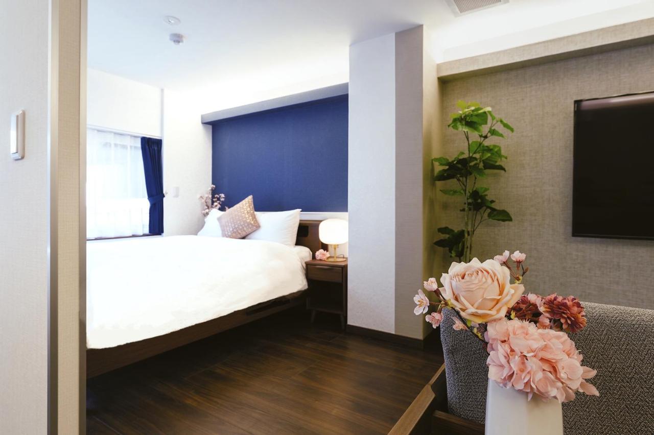 Cherry Blooming Tokyo- All Suite Boutique Hotel 东京伊樱里-中央区全套房艺术酒店 Extérieur photo