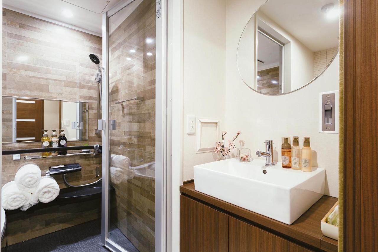 Cherry Blooming Tokyo- All Suite Boutique Hotel 东京伊樱里-中央区全套房艺术酒店 Extérieur photo